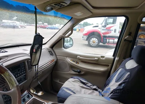 2002 Lincoln Navigator from USA, damaged, VIN 5LMFU28R52LJ14003